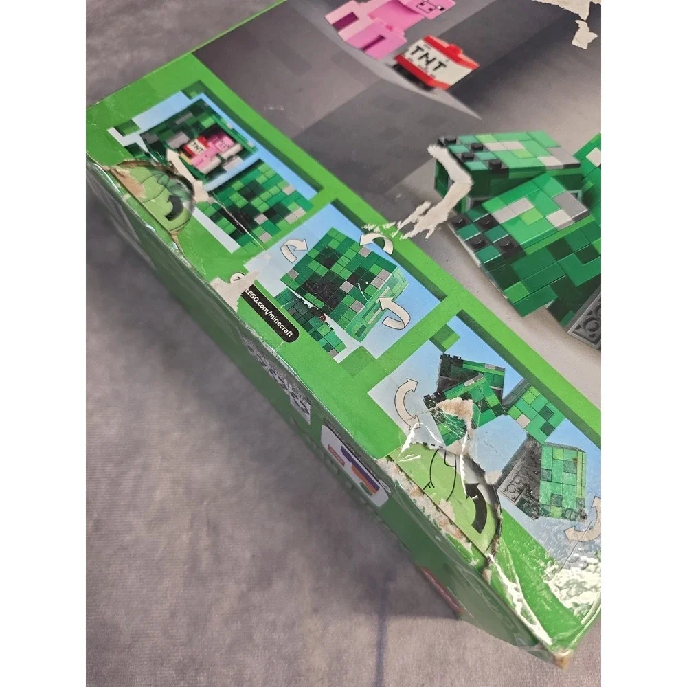 LEGO Minecraft The Creeper Gaming Kids Building Toy 21276 New Damaged Box